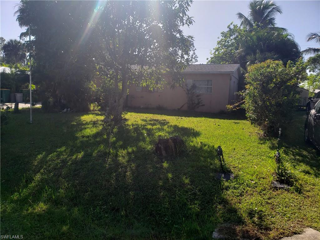 PALM SPRINGS ESTATES - Residential