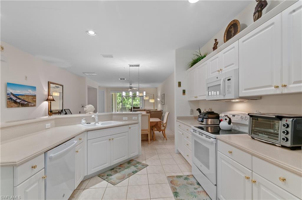 LAKE BARRINGTON - Residential