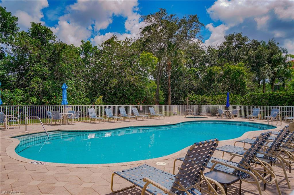 LAKE BARRINGTON - Residential