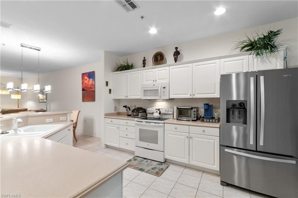 LAKE BARRINGTON - Residential
