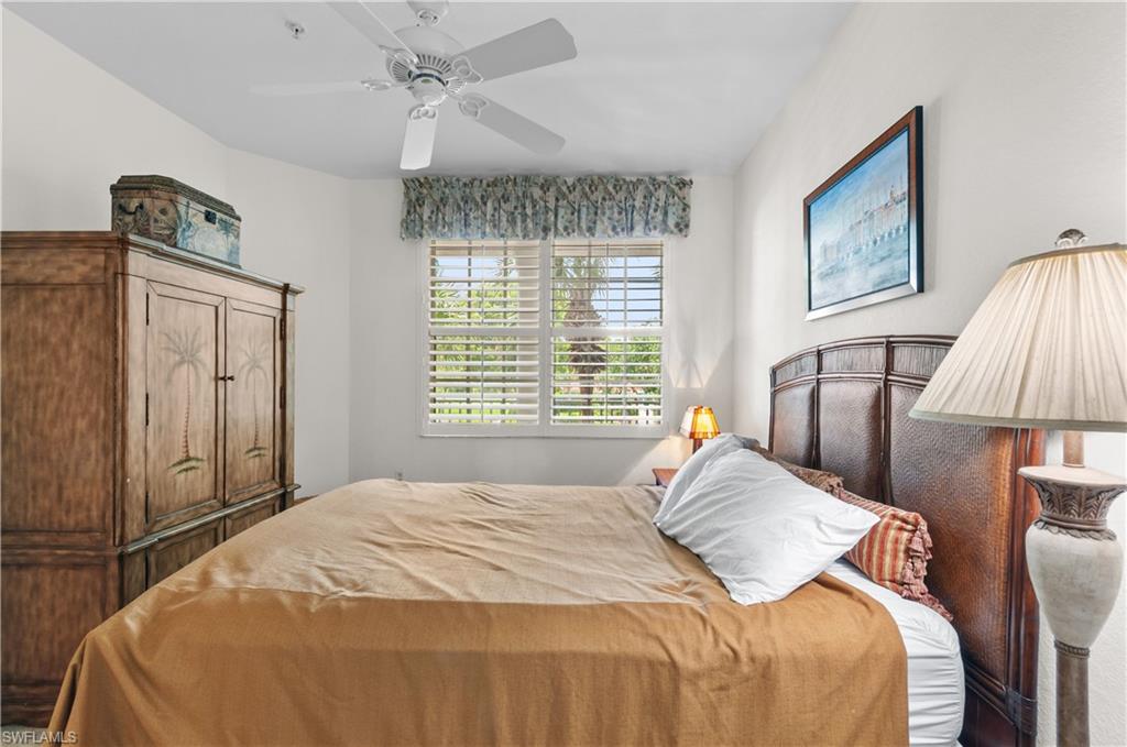 LAKE BARRINGTON - Residential