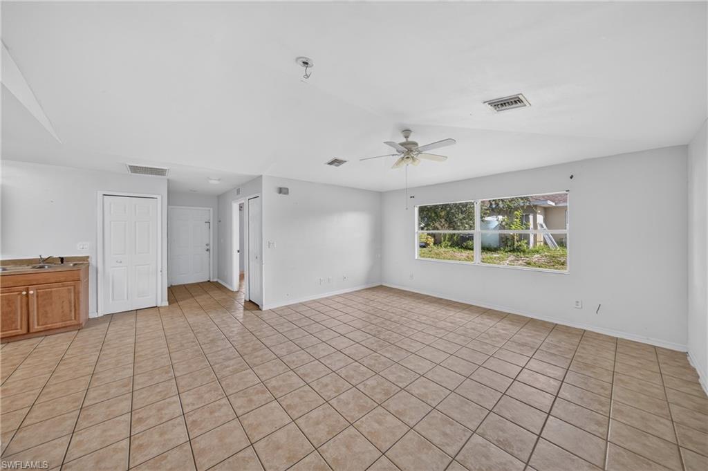 LEHIGH ESTATES - Residential Income