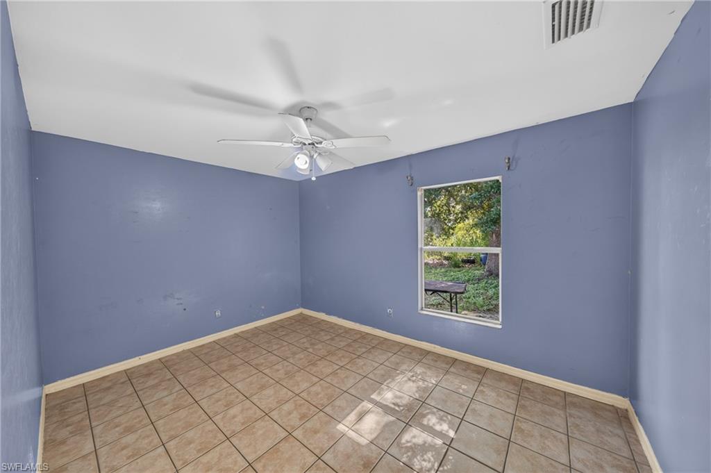 LEHIGH ESTATES - Residential Income