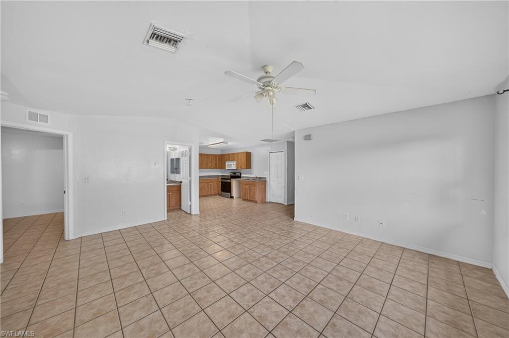 LEHIGH ESTATES - Residential Income
