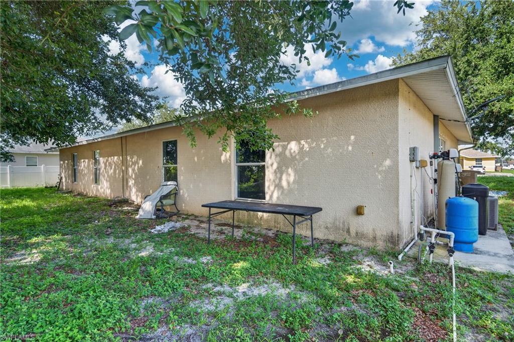 LEHIGH ESTATES - Residential Income