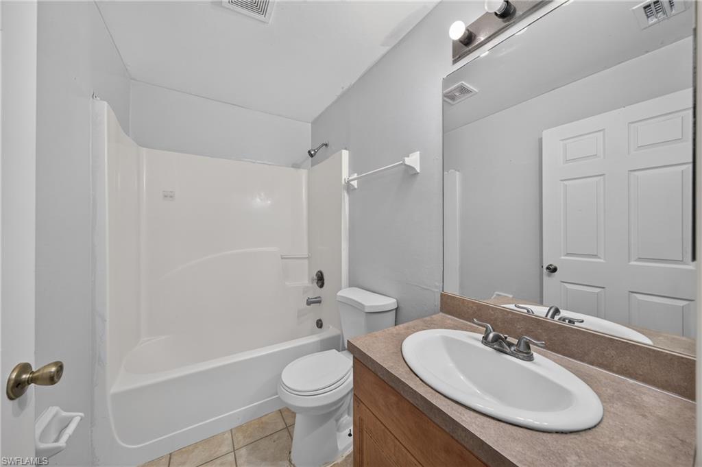 LEHIGH ESTATES - Residential Income