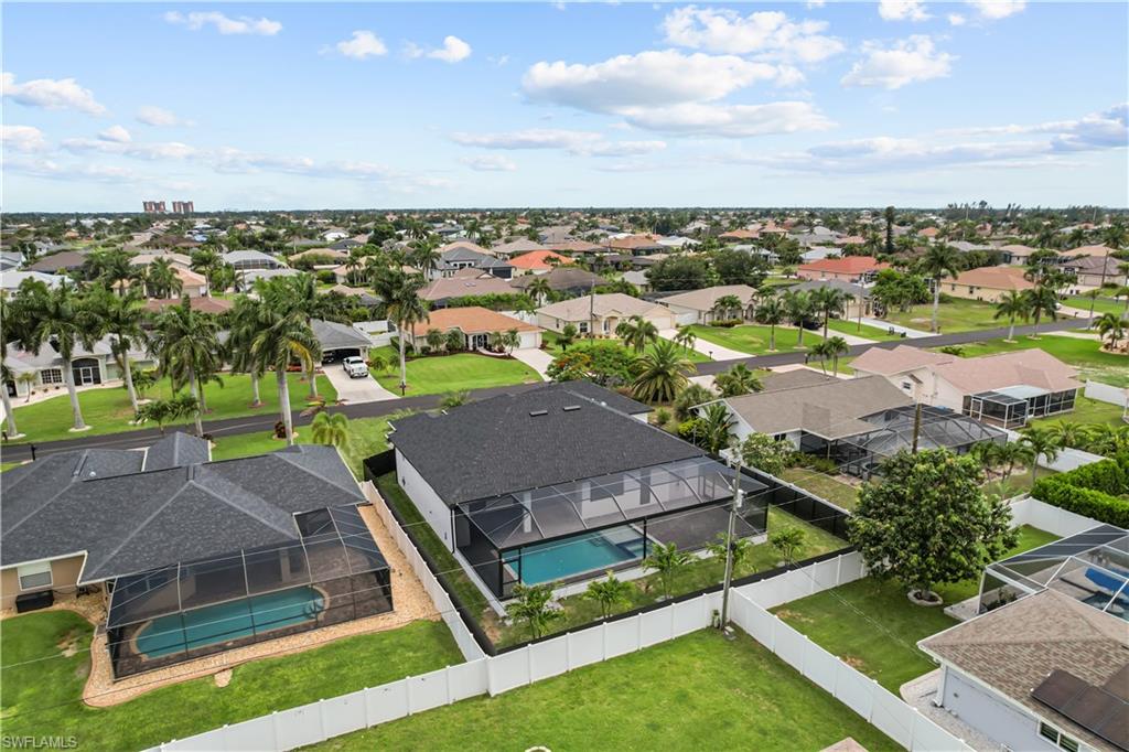 CAPE CORAL - Residential