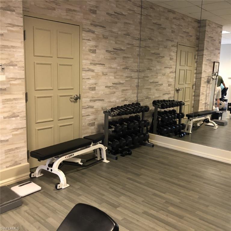 ESPLANADE CLUB - Residential Lease