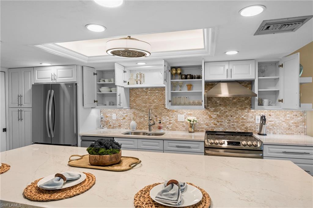 HACIENDA EAST - Residential Lease