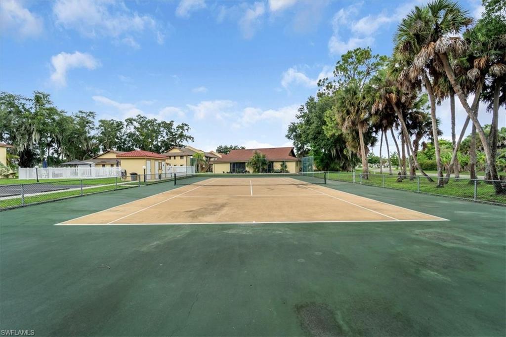 GOLFSIDE VILLAGE - Residential