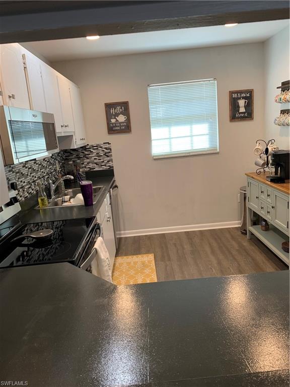 CYPRESS LAKES MANOR SOUTH - Residential