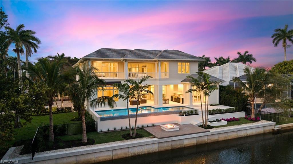 AQUALANE SHORES - Residential