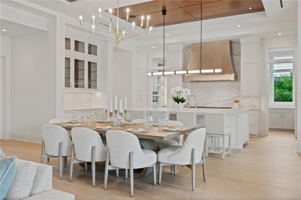 AQUALANE SHORES - Residential