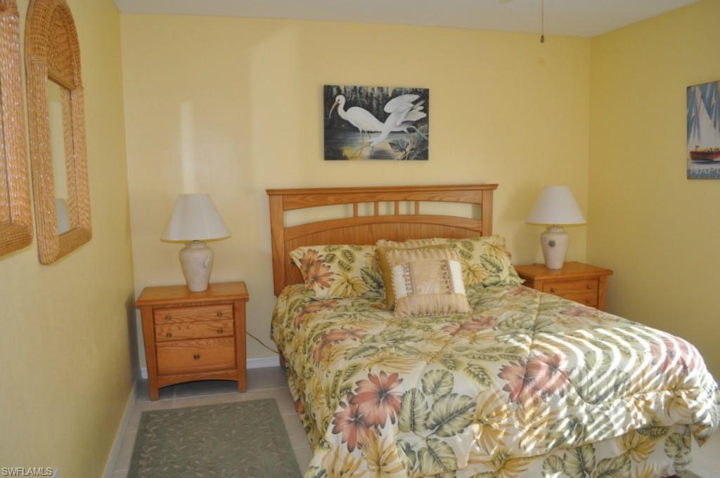 FIFTH AVENUE BEACH CLUB - Residential
