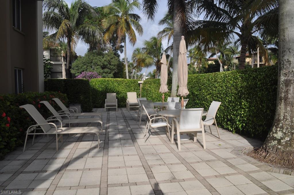 FIFTH AVENUE BEACH CLUB - Residential