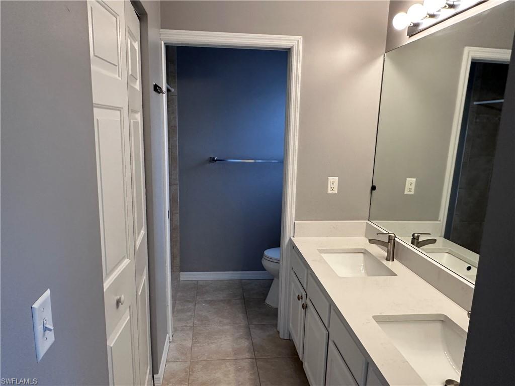 LAKESIDE HIDEAWAY - Residential Lease