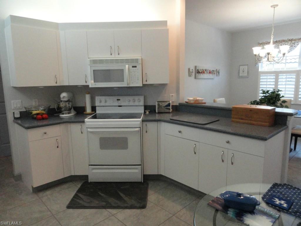 WILLOWBROOK - Residential