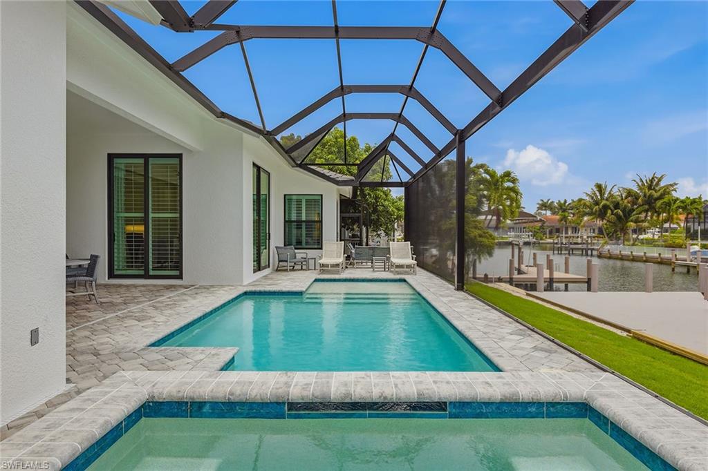 MARCO BEACH - Residential