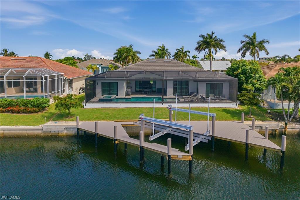 MARCO BEACH - Residential
