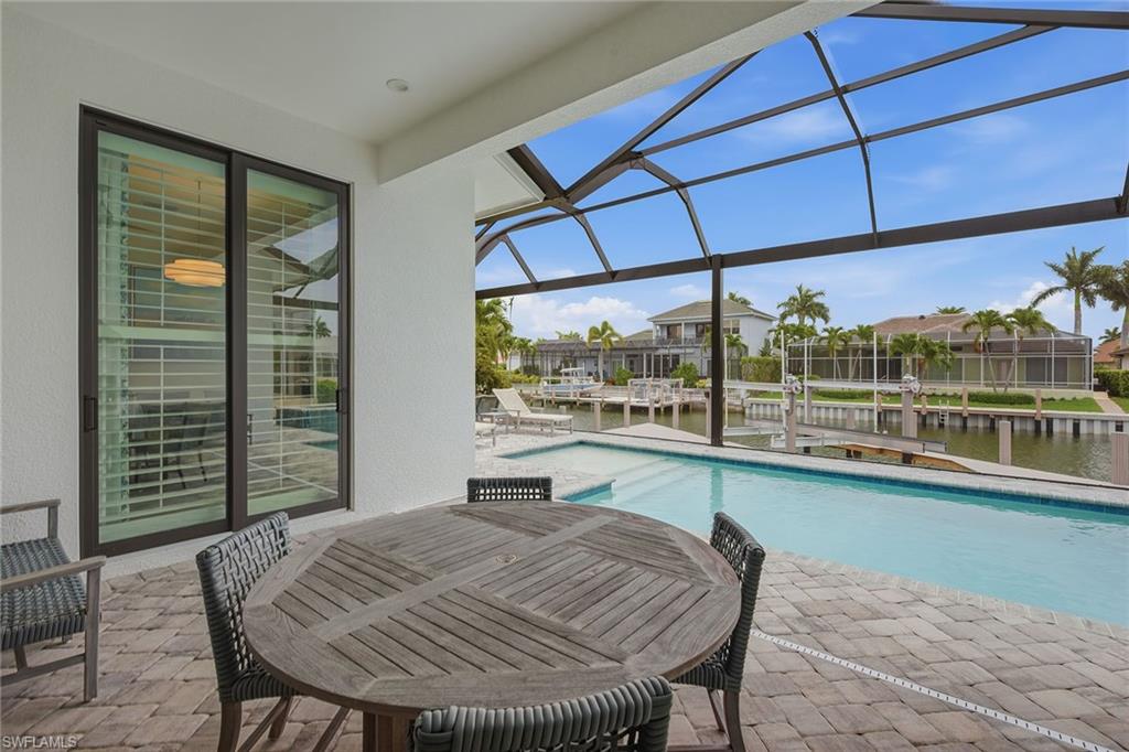 MARCO BEACH - Residential