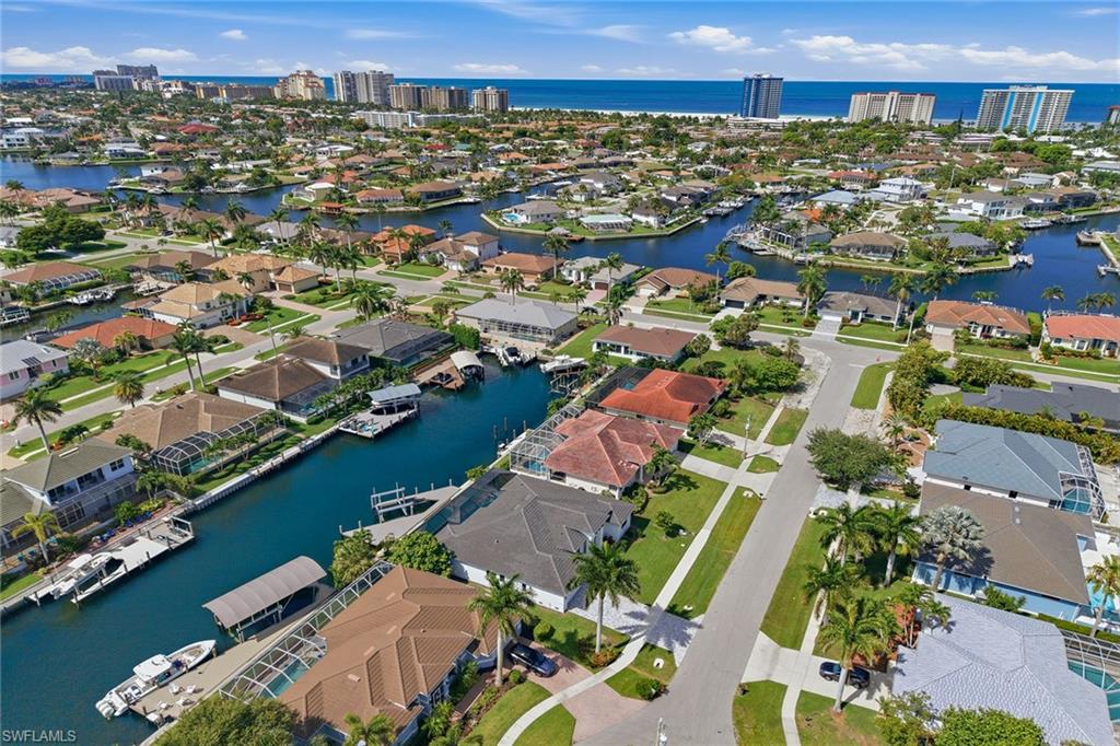 MARCO BEACH - Residential