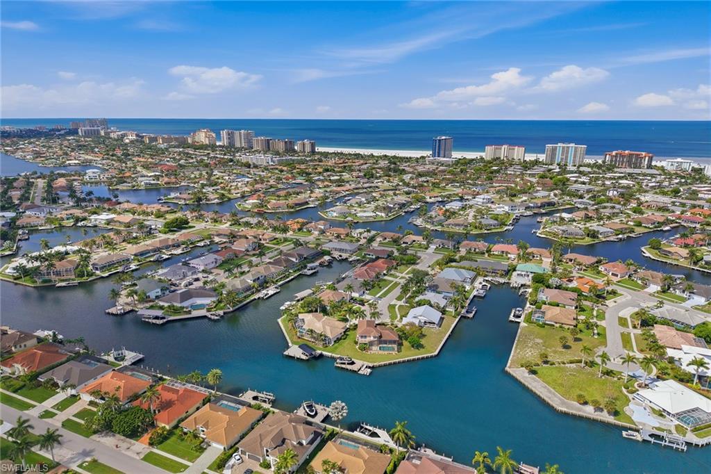 MARCO BEACH - Residential