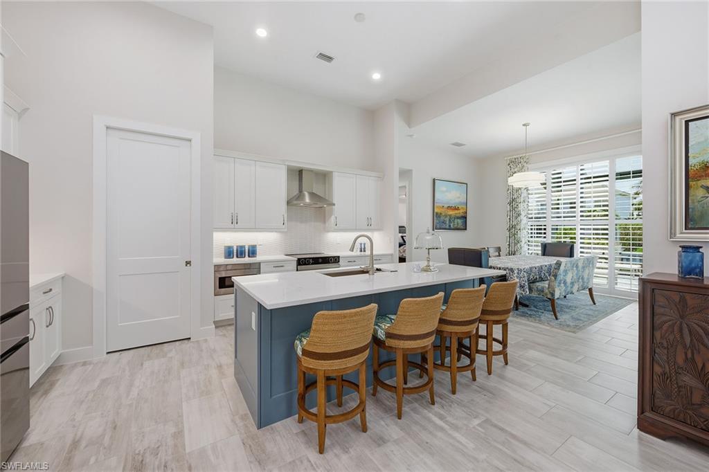 MARCO BEACH - Residential