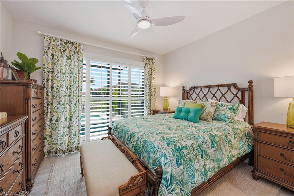 MARCO BEACH - Residential