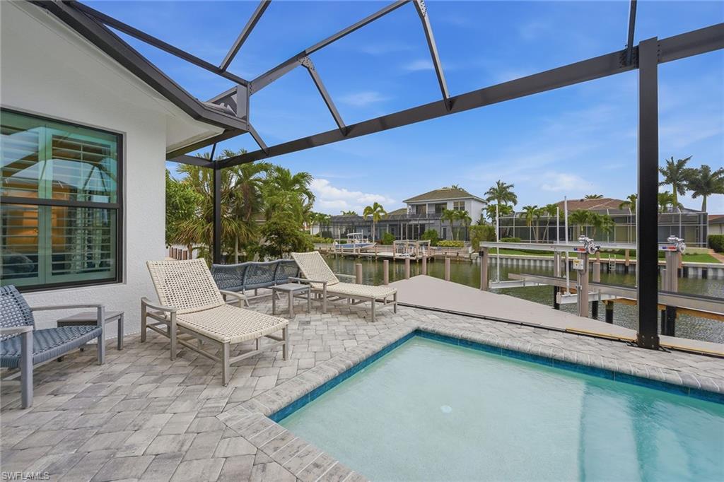 MARCO BEACH - Residential