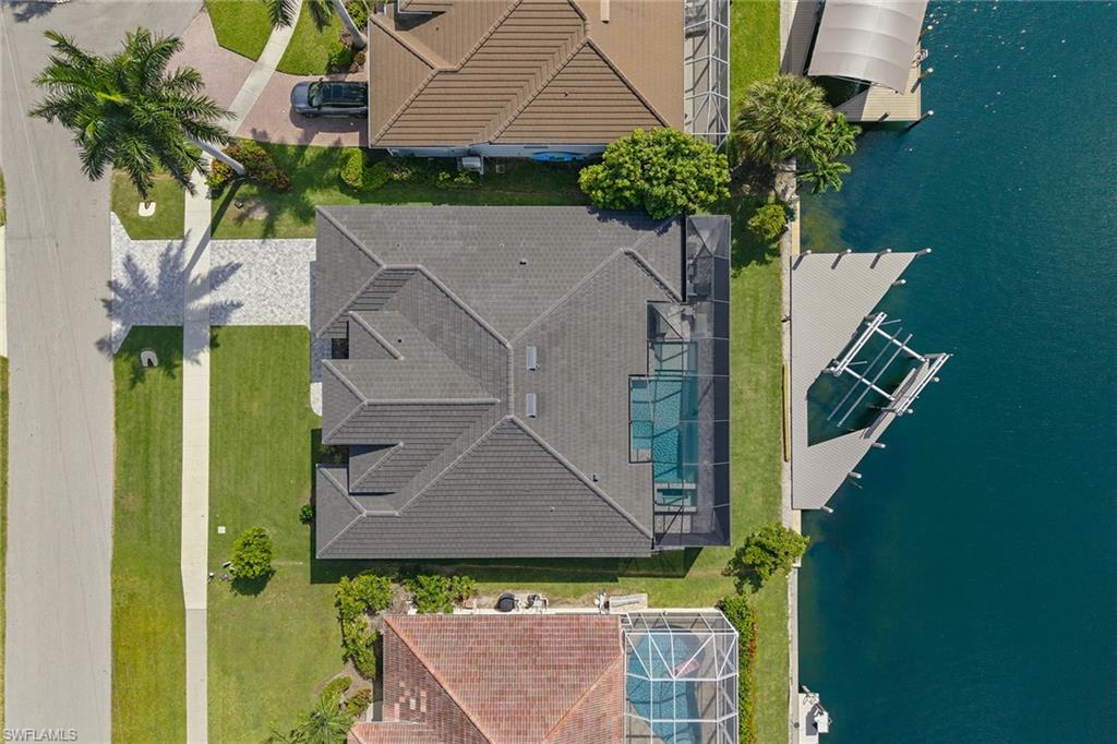 MARCO BEACH - Residential