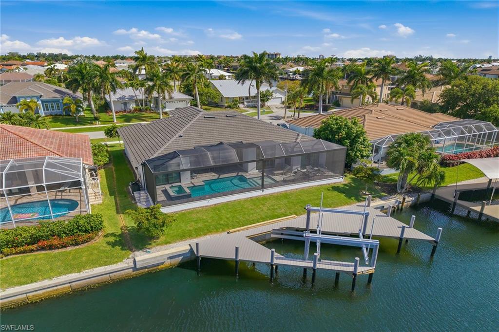 MARCO BEACH - Residential