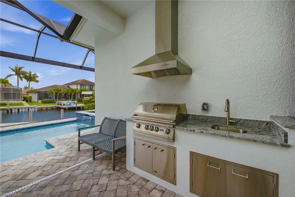 MARCO BEACH - Residential