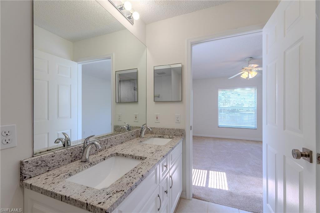 PIPERS POINTE - Residential