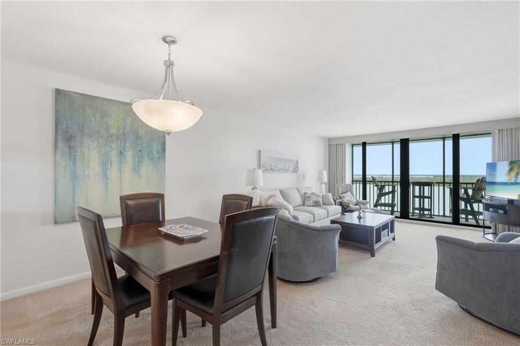 THE PALMS OF BAY BEACH - Residential