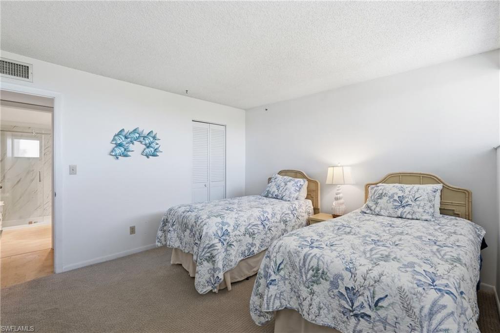THE PALMS OF BAY BEACH - Residential