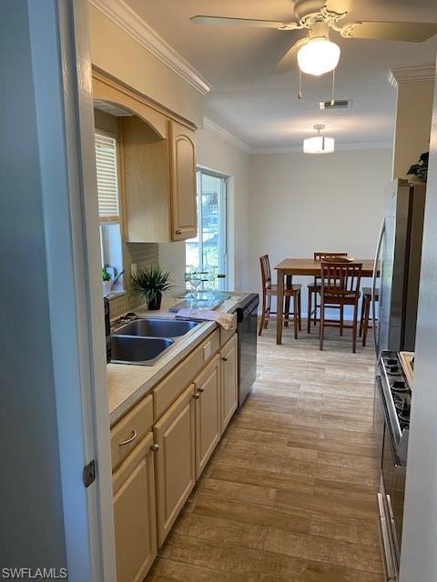 WEDGEWOOD - Residential