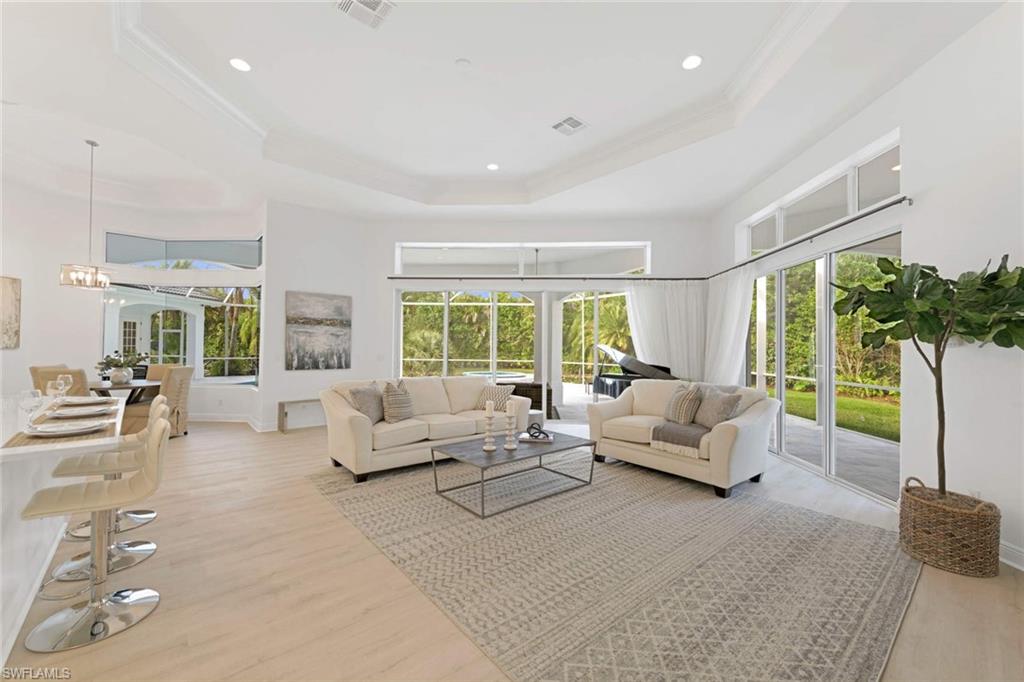 PINE RIDGE - Residential