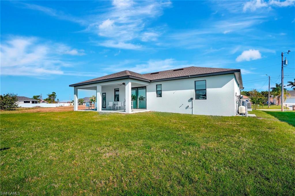 CAPE CORAL - Residential