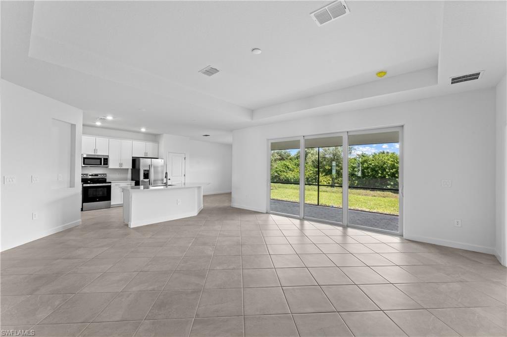 VALENCIA COUNTRY CLUB - Residential