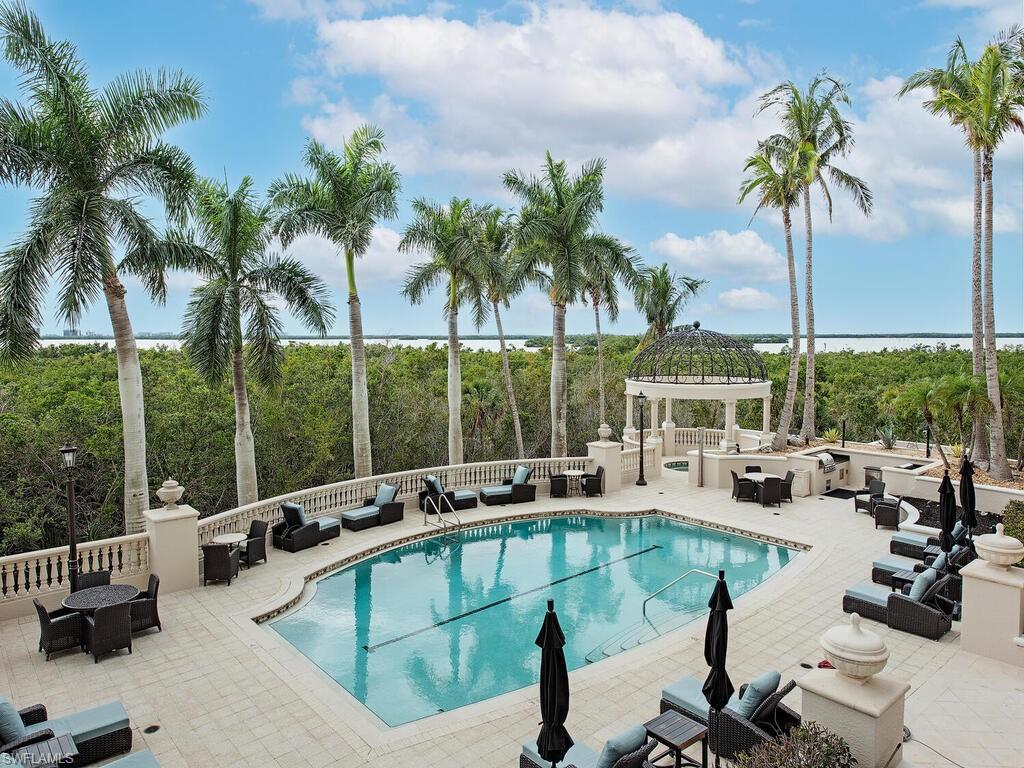 LA SCALA AT THE COLONY - Residential