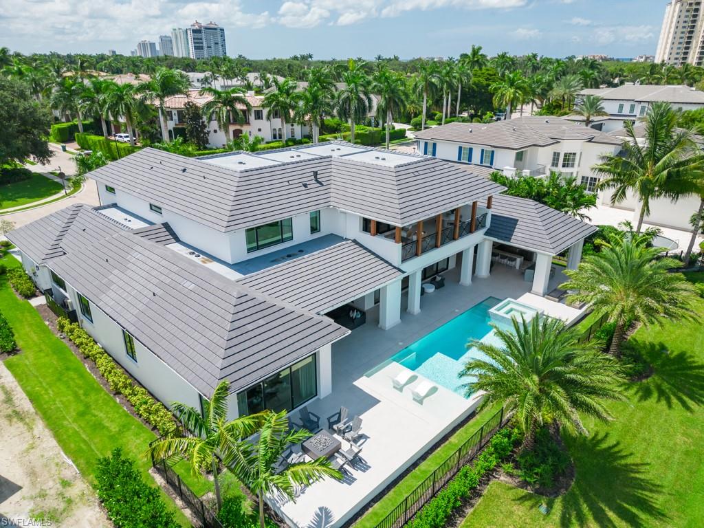 BAY COLONY SHORES - Residential