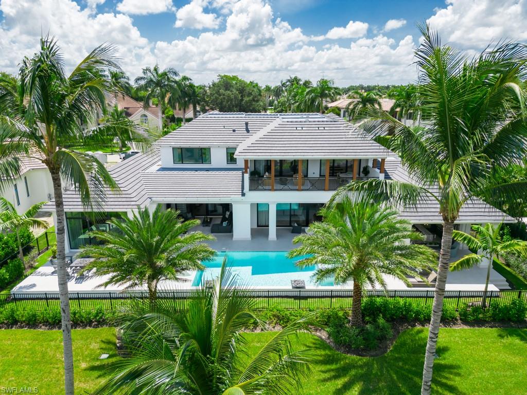 BAY COLONY SHORES - Residential