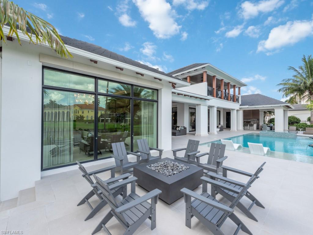 BAY COLONY SHORES - Residential