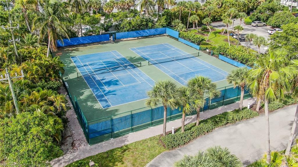BEACH VILLAS CONDO - Residential