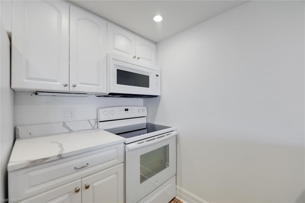 BEACH VILLAS CONDO - Residential