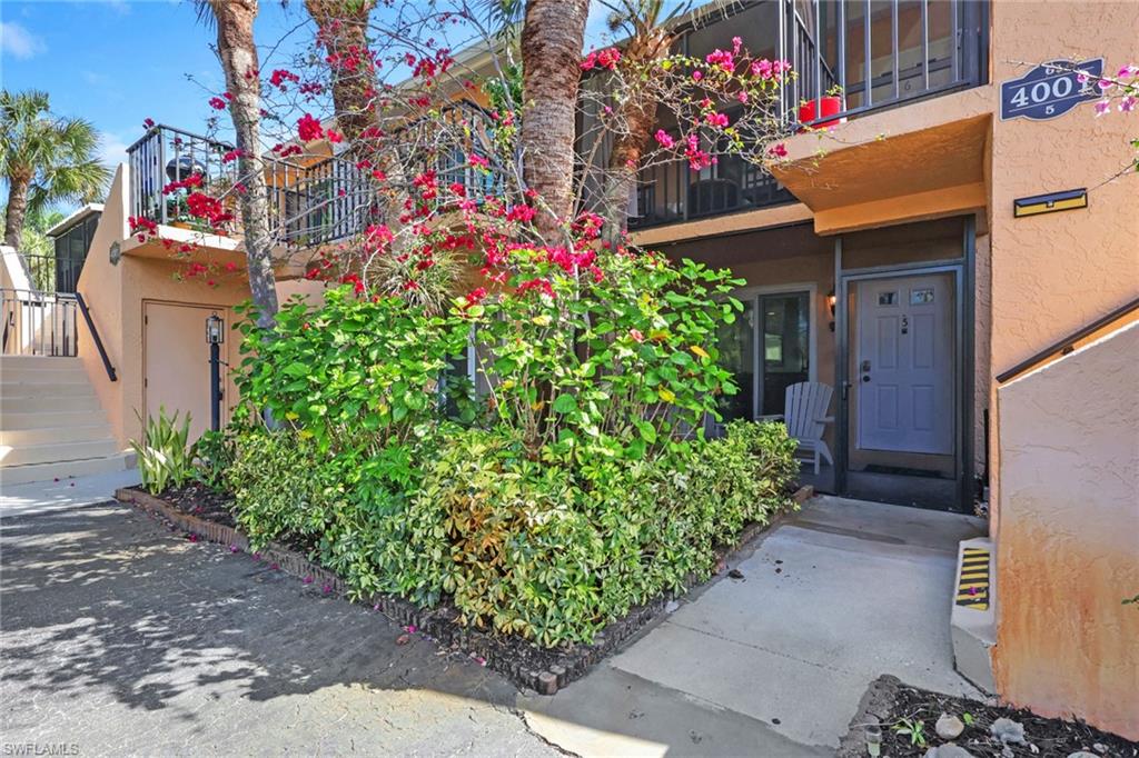 Welcome to your dream condo in Naples/Winter Park! This stunning unit boasts 2 bedrooms, 2 bathrooms, granite counters, stainless steel appliances, and tile flooring throughout. The screened-in front lanai is the perfect spot to enjoy your morning coffee or evening cocktail. Located on the first floor, this condo offers easy access to the lanai from the kitchen, making it ideal for entertaining guests. The unit comes fully furnished, so all you need to do is unpack and start enjoying the Florida lifestyle. The master bathroom features a walk-in shower, while the guest bathroom has a relaxing tub for unwinding after a long day. Just minutes away from shopping, dining, and the beautiful beaches of Naples, this condo is in the perfect location for those looking to experience all that Southwest Florida has to offer. Additionally, you are just a short drive from 5th Ave, known for its upscale shops, restaurants, and entertainment options. Don't miss out on this incredible opportunity to live in a piece of paradise in Naples/Winter Park!