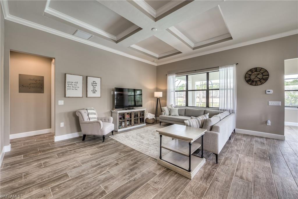 CORKSCREW SHORES - Residential