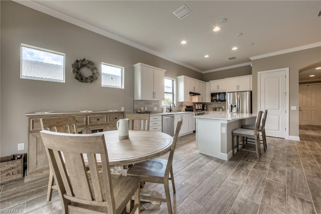CORKSCREW SHORES - Residential