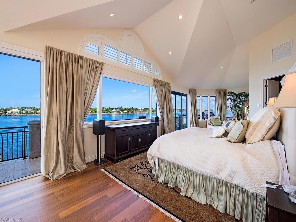 ROYAL HARBOR - Residential