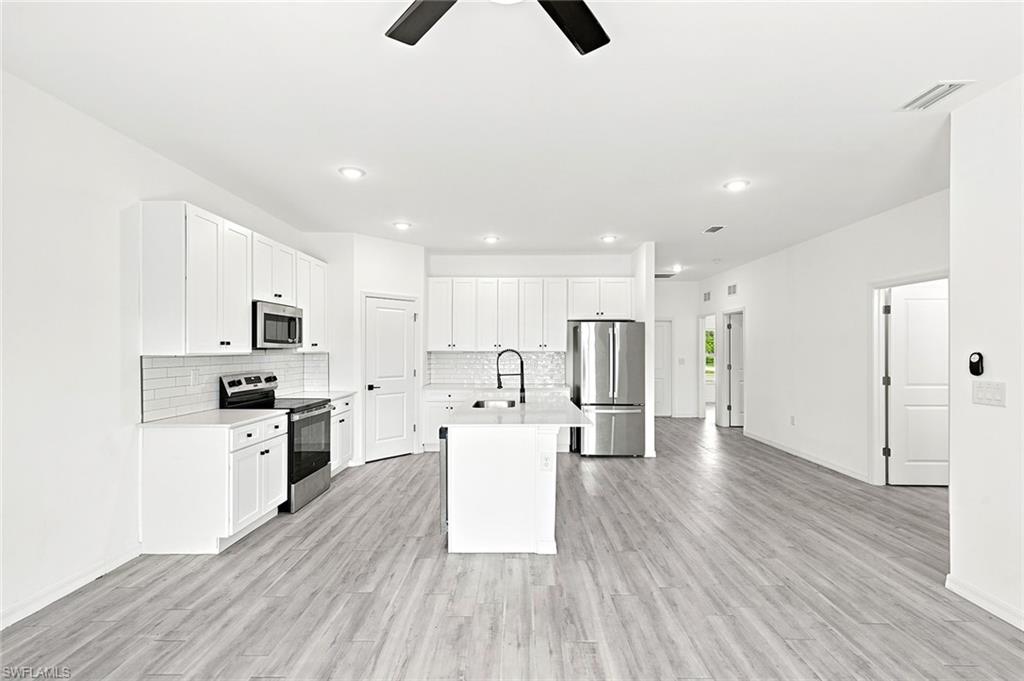 CAPE CORAL - Residential Lease